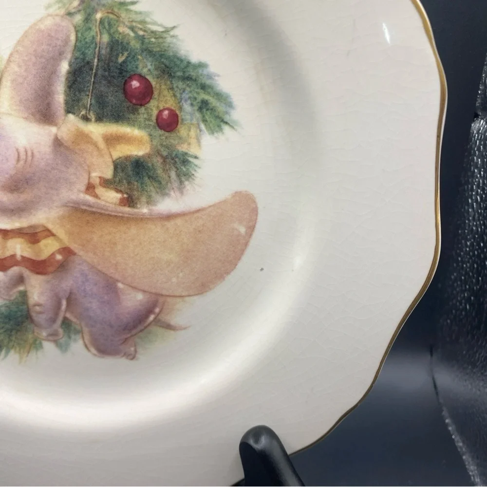 Disney‎ Direct VTG RARE Holiday Lunch/ Salad 8 5/8” Plate Retired Dumbo